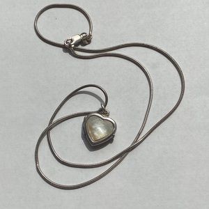 Sterling Silver 925 Heart Pearl Locket Picture with Chain